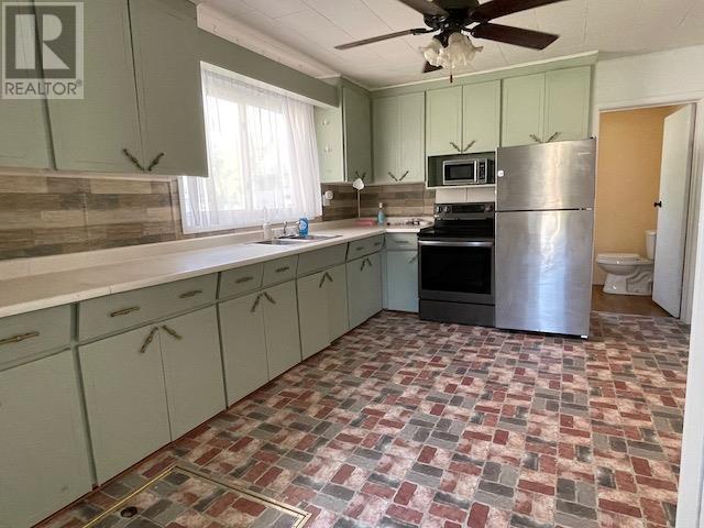 180 Third St, Dryden, Ontario  P8N 2W1 - Photo 3 - TB2601277