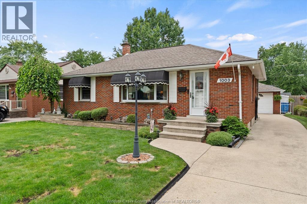 1003 Isabelle Place, Windsor, Ontario  N8S 2B3 - Photo 30 - 26018100