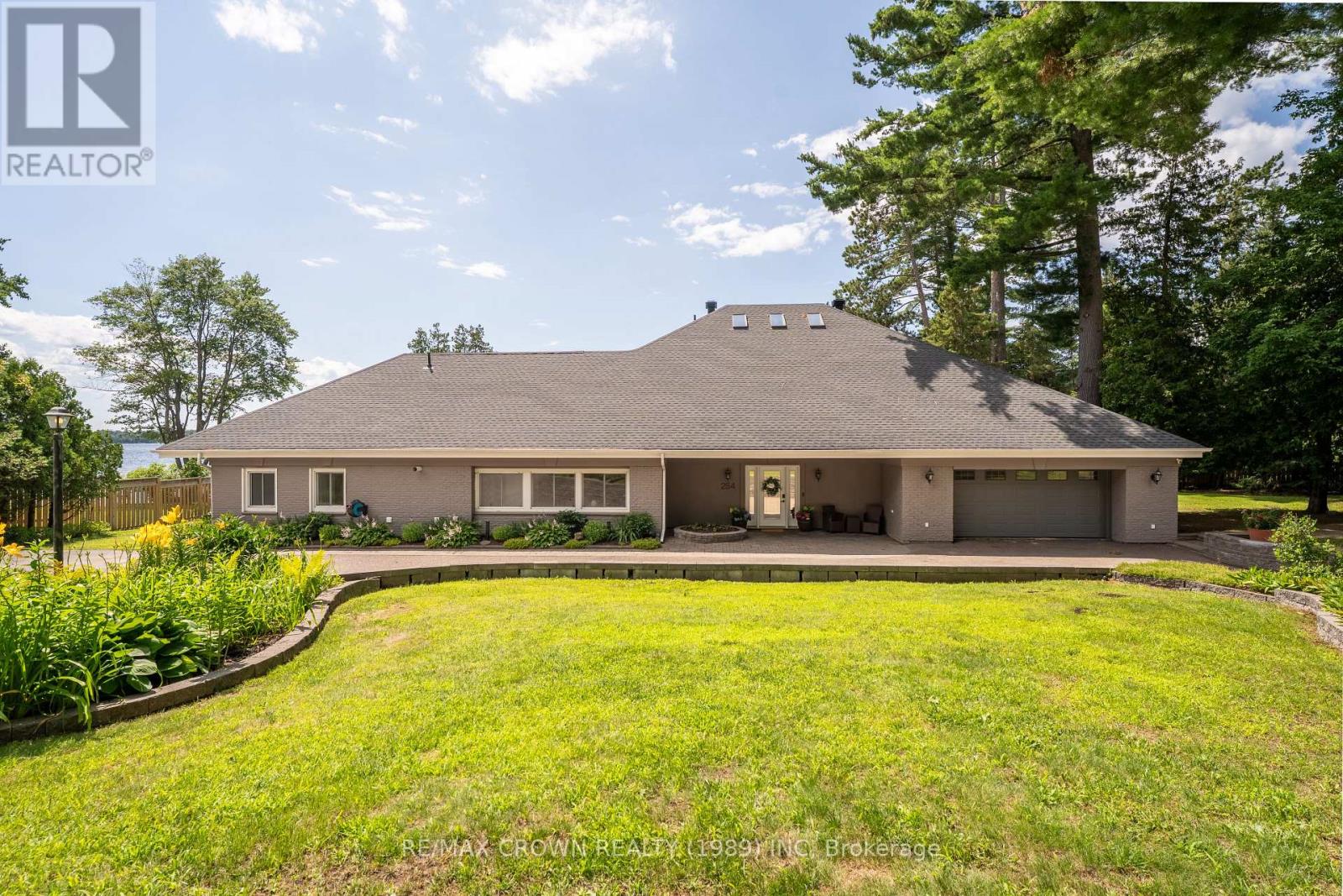 254 SILVER LADY LANE, North Bay, Ontario