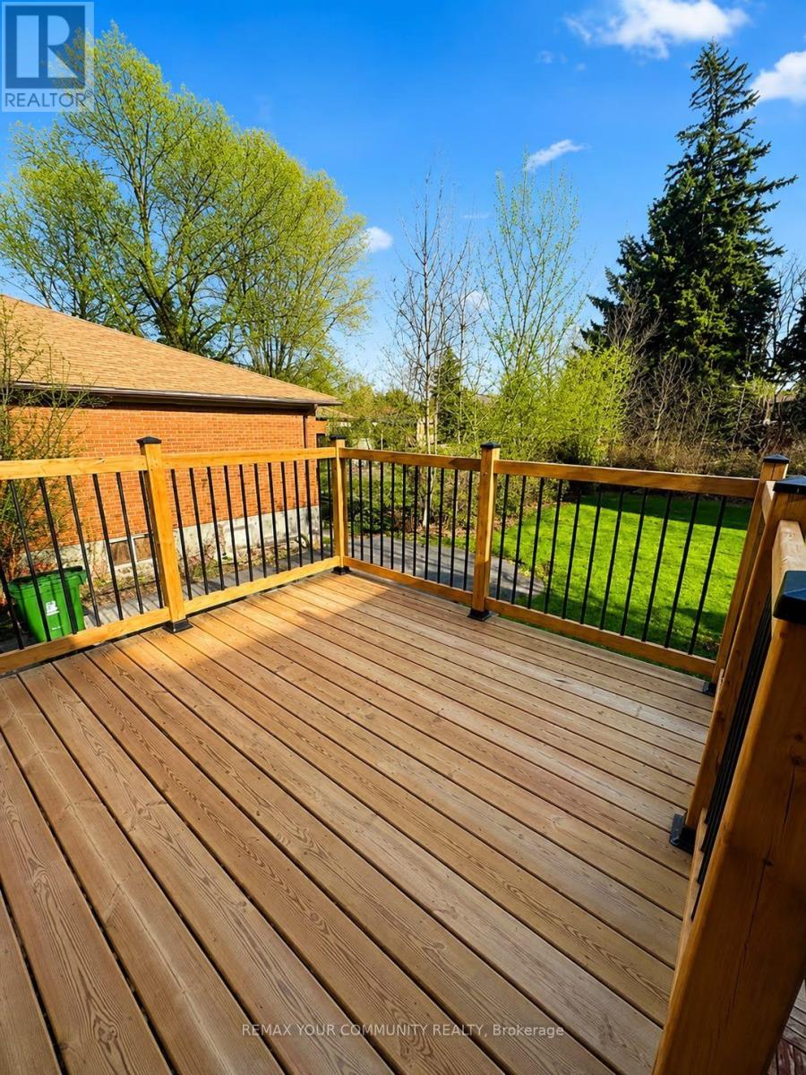 Main Floor - 71 Centre Avenue, Toronto, Ontario  M2M 2L4 - Photo 15 - C13615728