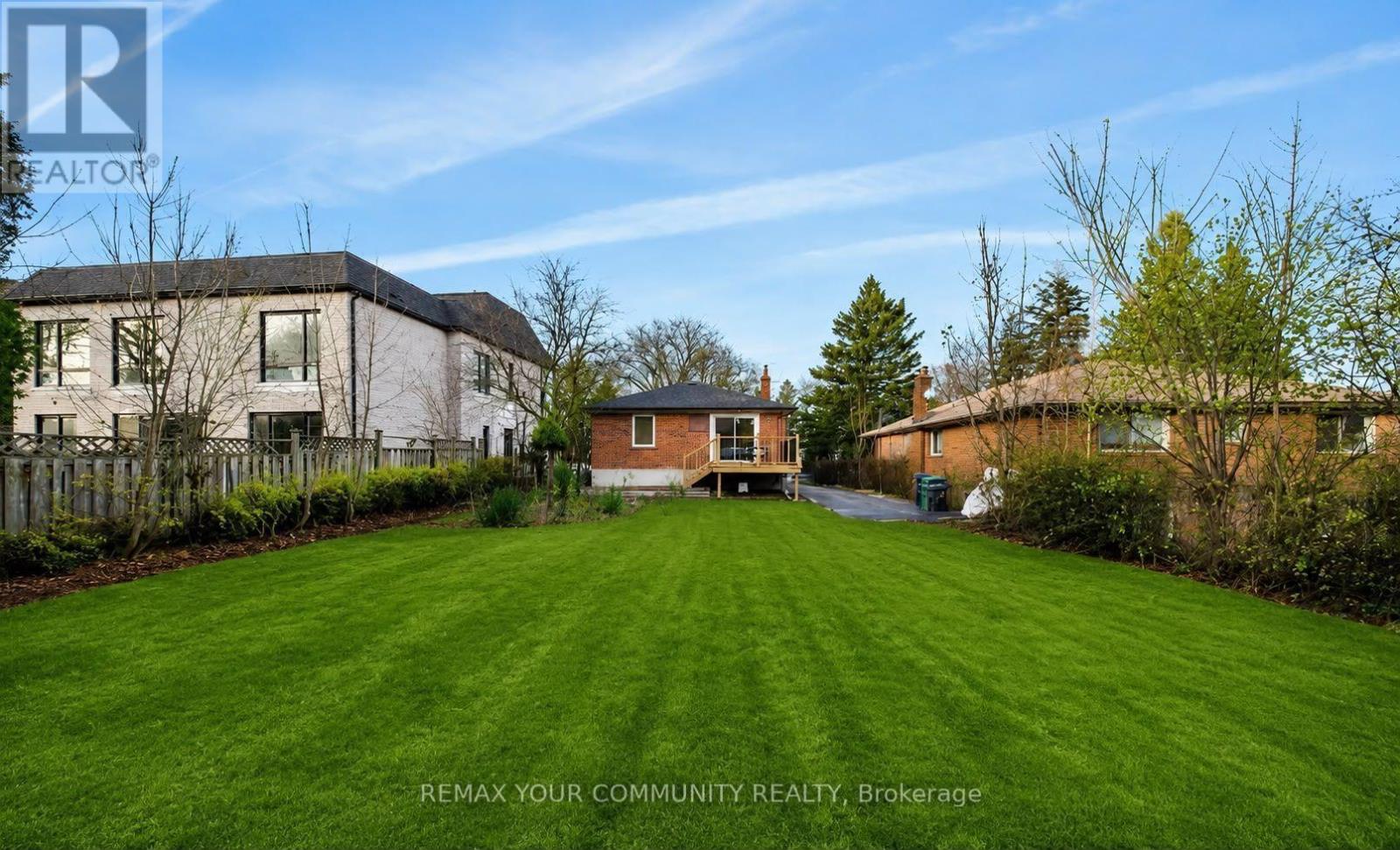 Main Floor - 71 Centre Avenue, Toronto, Ontario  M2M 2L4 - Photo 22 - C13615728