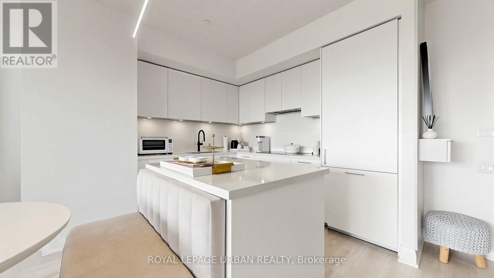 704 - 33 Frederick Todd Way, Toronto, Ontario M4G 0C9 - Photo 11 - C13615742