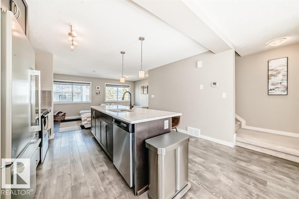 3346 15a Av Nw, Edmonton, Alberta  T6T 0Y1 - Photo 4 - E4493114