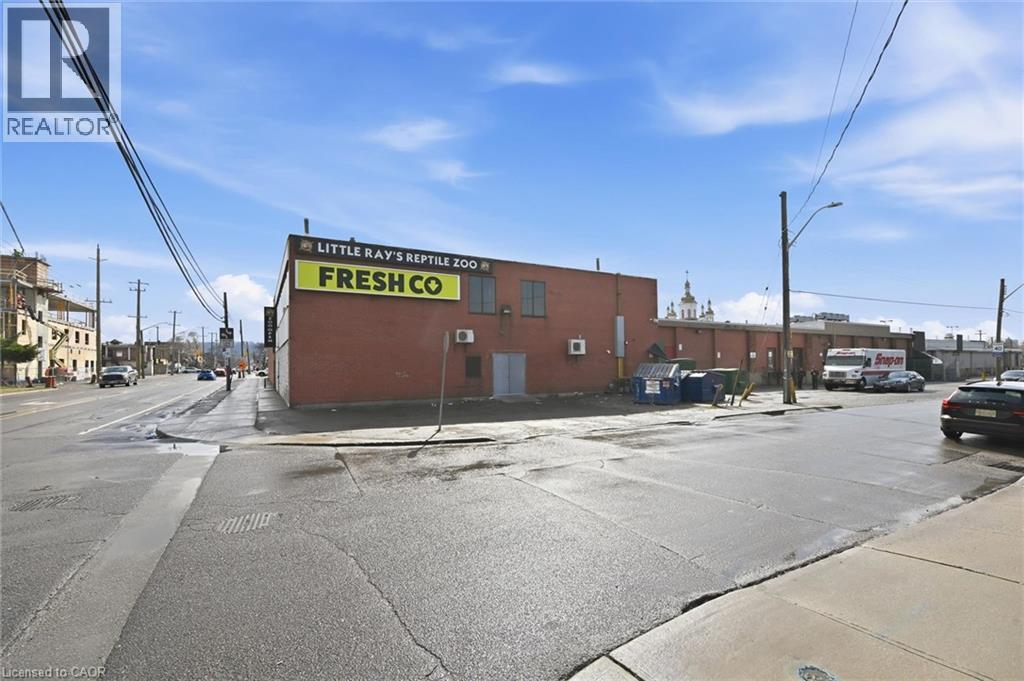 869 Barton Street E, Hamilton, Ontario  L8L 3B4 - Photo 2 - 40824002