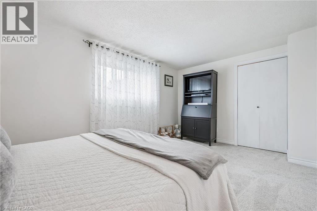 2 Newbury Drive, Kitchener, Ontario  N2N 2W7 - Photo 17 - 40851227