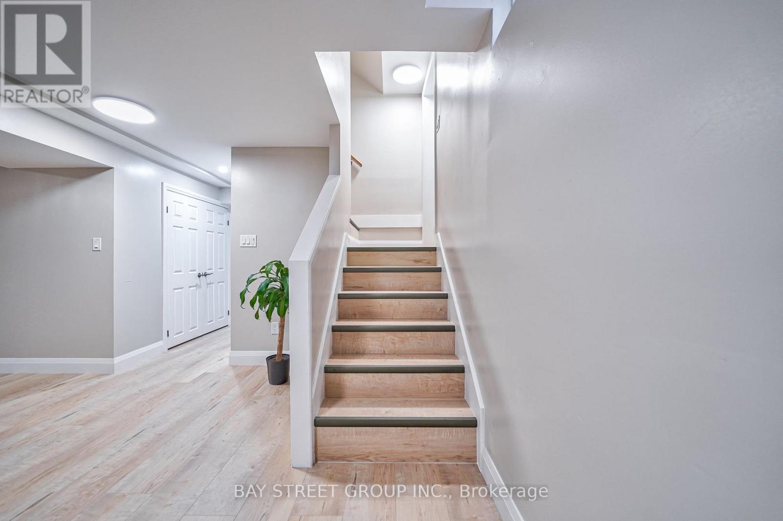 Room A - 169 Killian Road, Vaughan, Ontario  L6A 1A8 - Photo 6 - N13615652