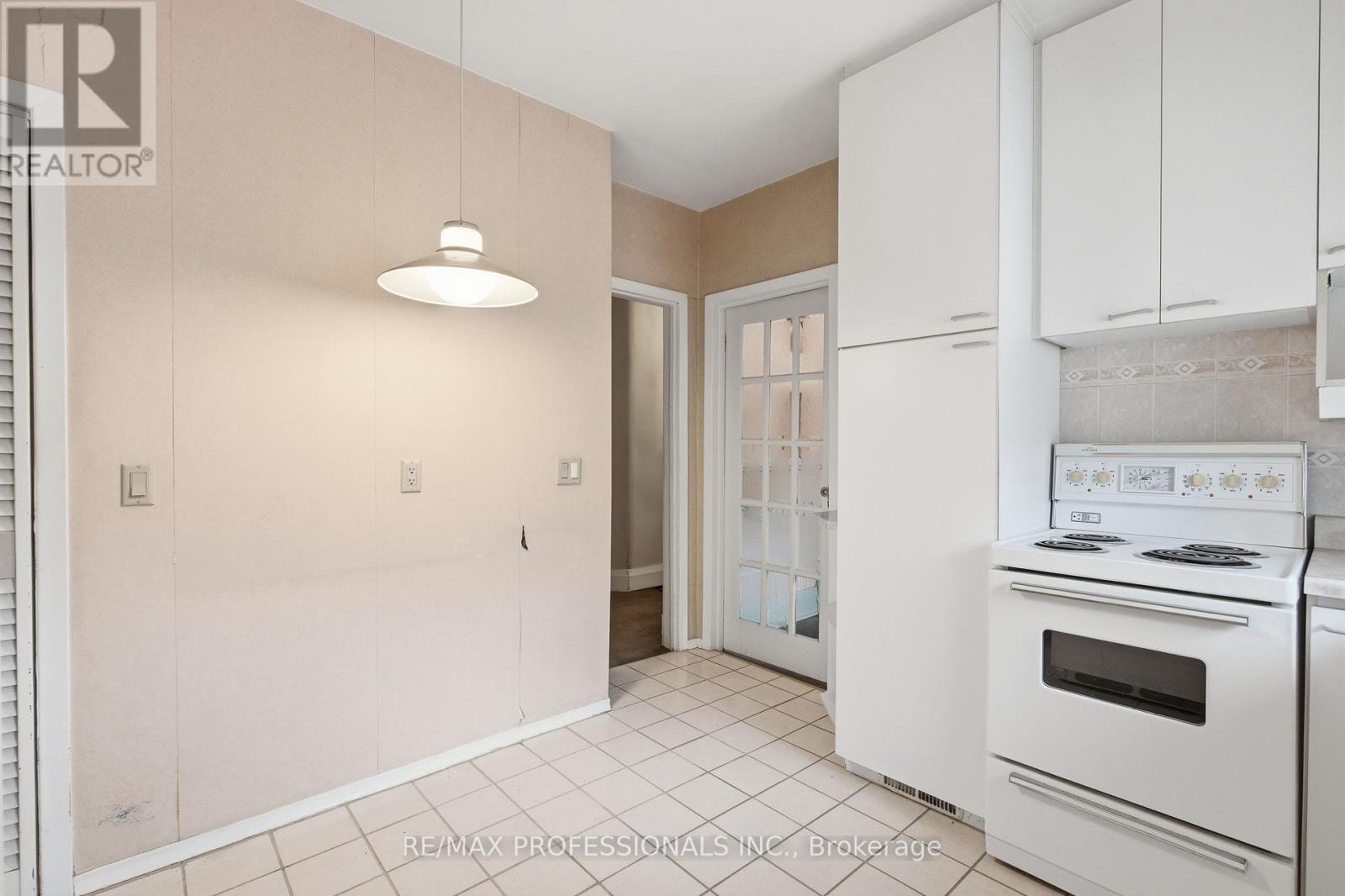 20 Fallingbrook Road, Toronto, Ontario  M1N 2T4 - Photo 12 - E13611906