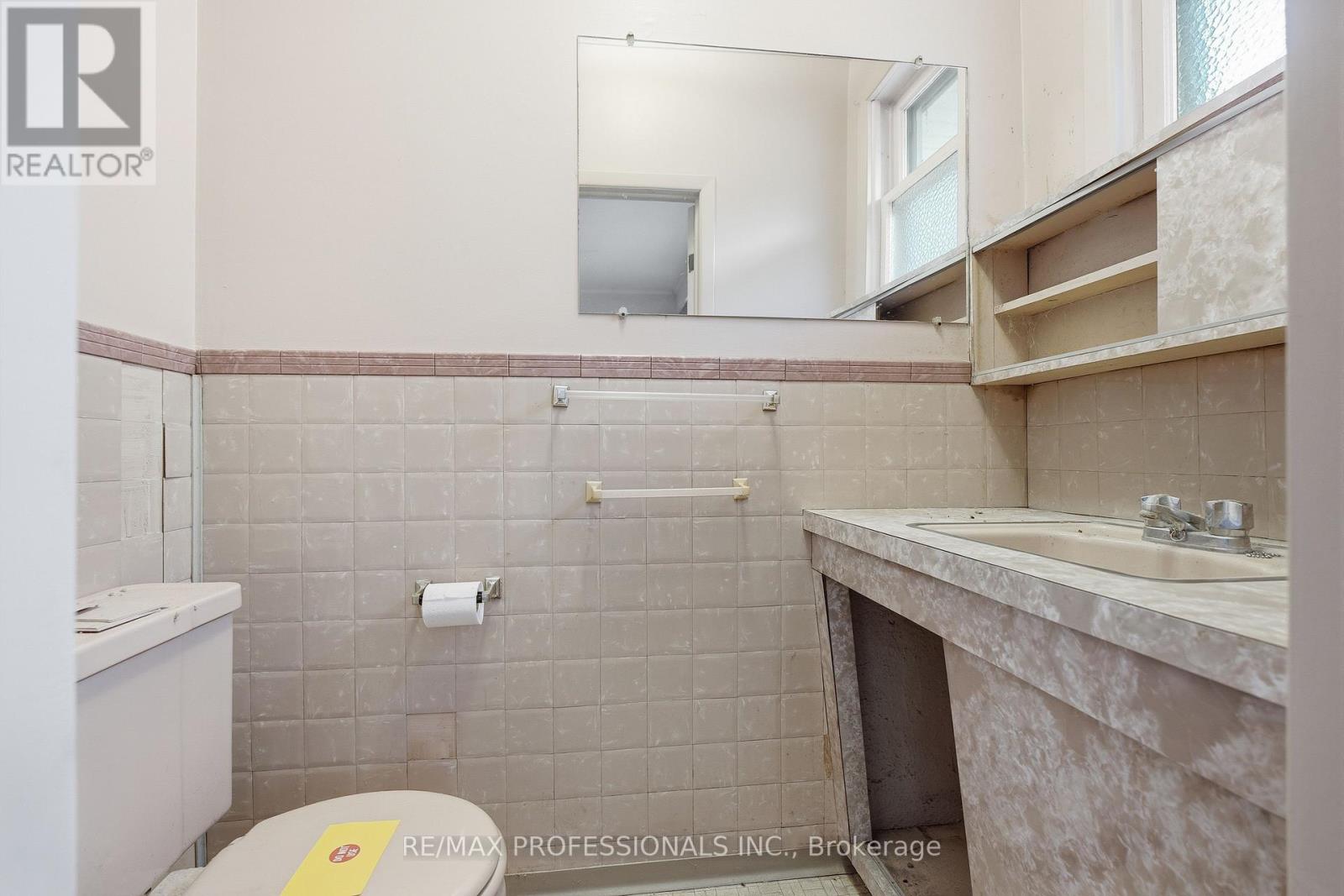 20 Fallingbrook Road, Toronto, Ontario  M1N 2T4 - Photo 17 - E13611906