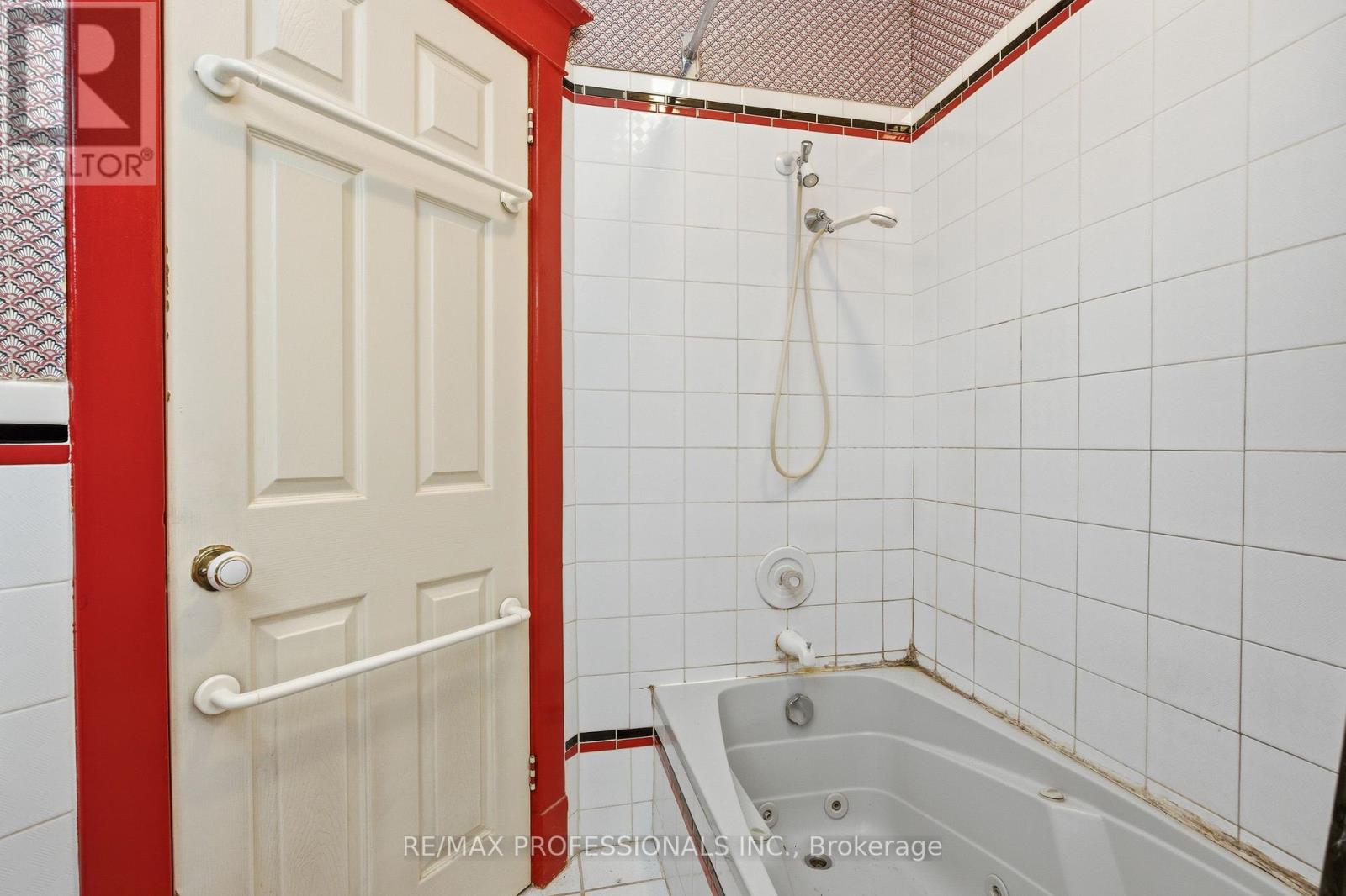 20 Fallingbrook Road, Toronto, Ontario  M1N 2T4 - Photo 21 - E13611906