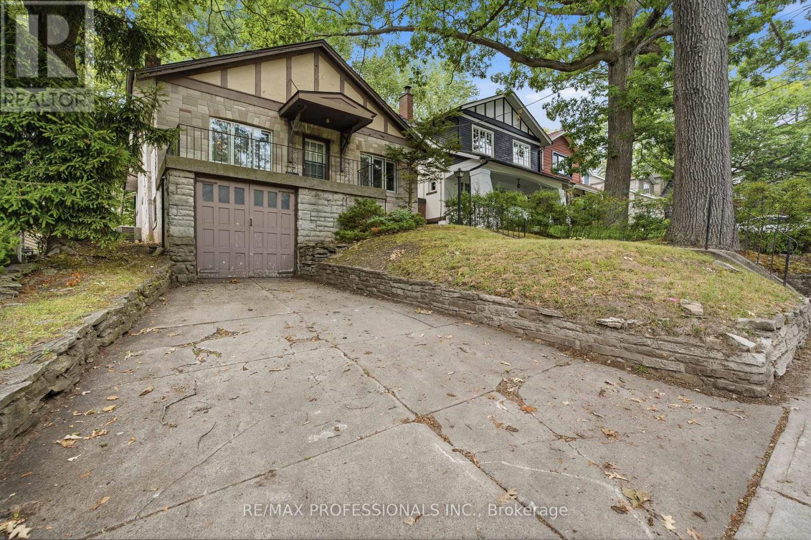 20 Fallingbrook Road, Toronto, Ontario  M1N 2T4 - Photo 4 - E13611906