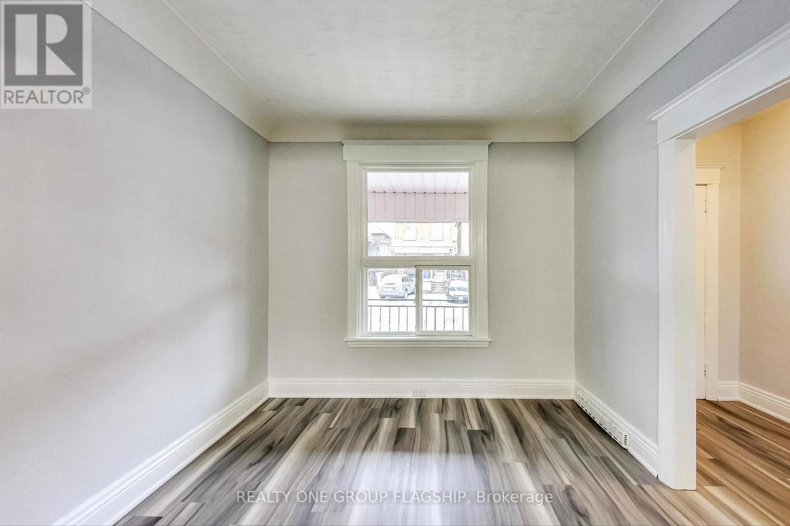 16 Huntley Street, Hamilton, Ontario  L8L 5X7 - Photo 10 - X13615692