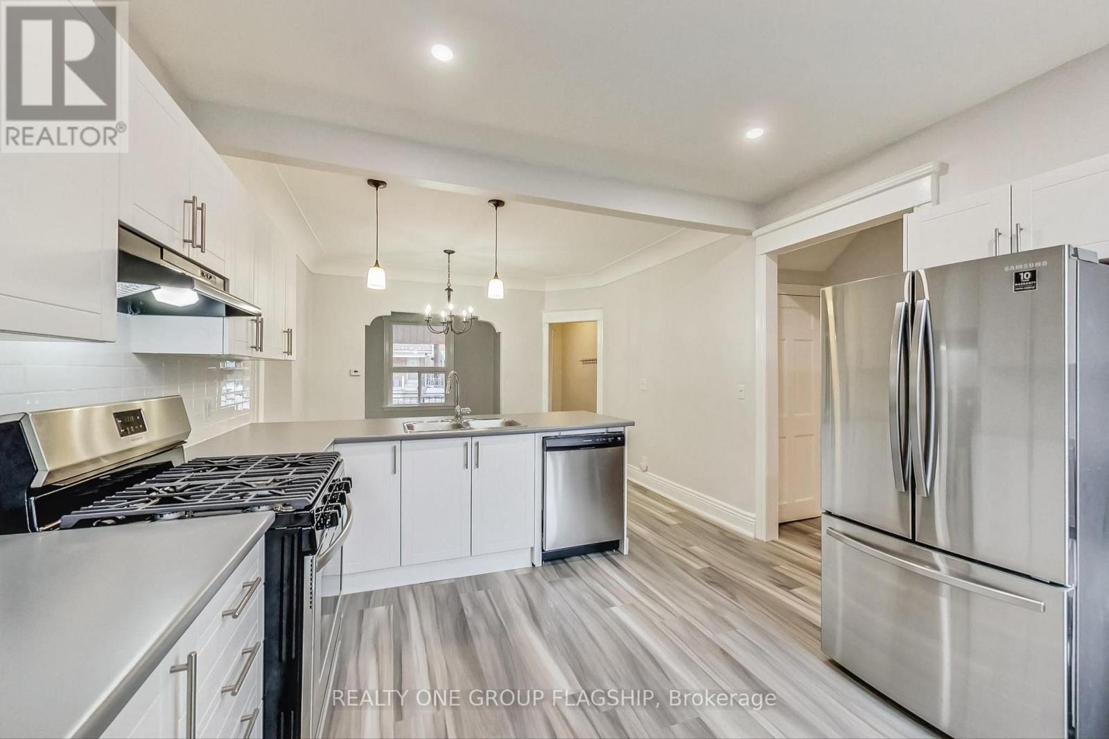 16 Huntley Street, Hamilton, Ontario  L8L 5X7 - Photo 16 - X13615692