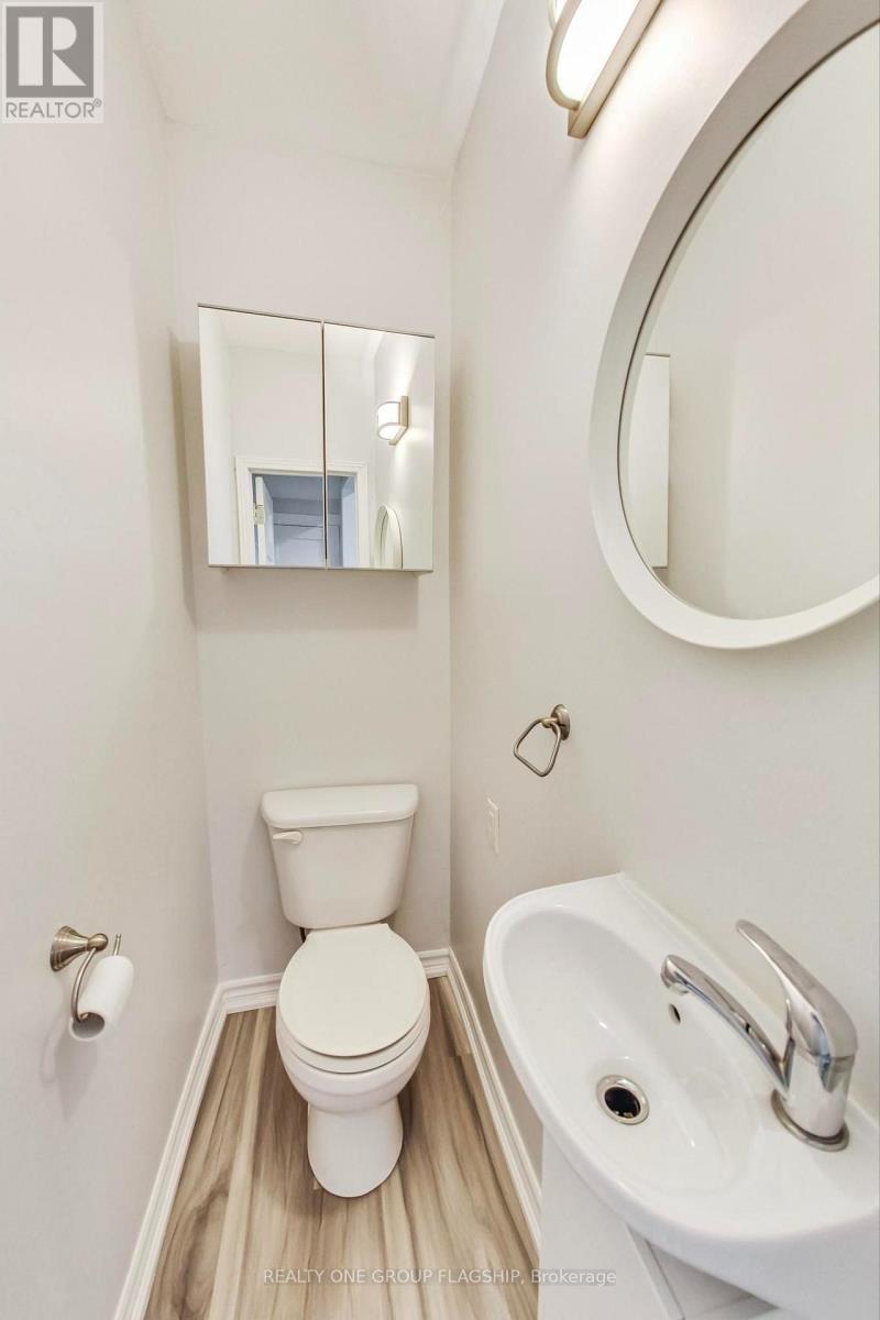 16 Huntley Street, Hamilton, Ontario  L8L 5X7 - Photo 17 - X13615692