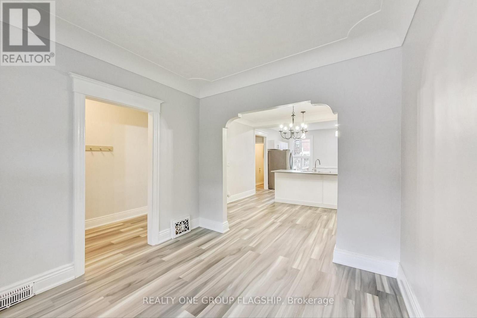 16 Huntley Street, Hamilton, Ontario  L8L 5X7 - Photo 9 - X13615692