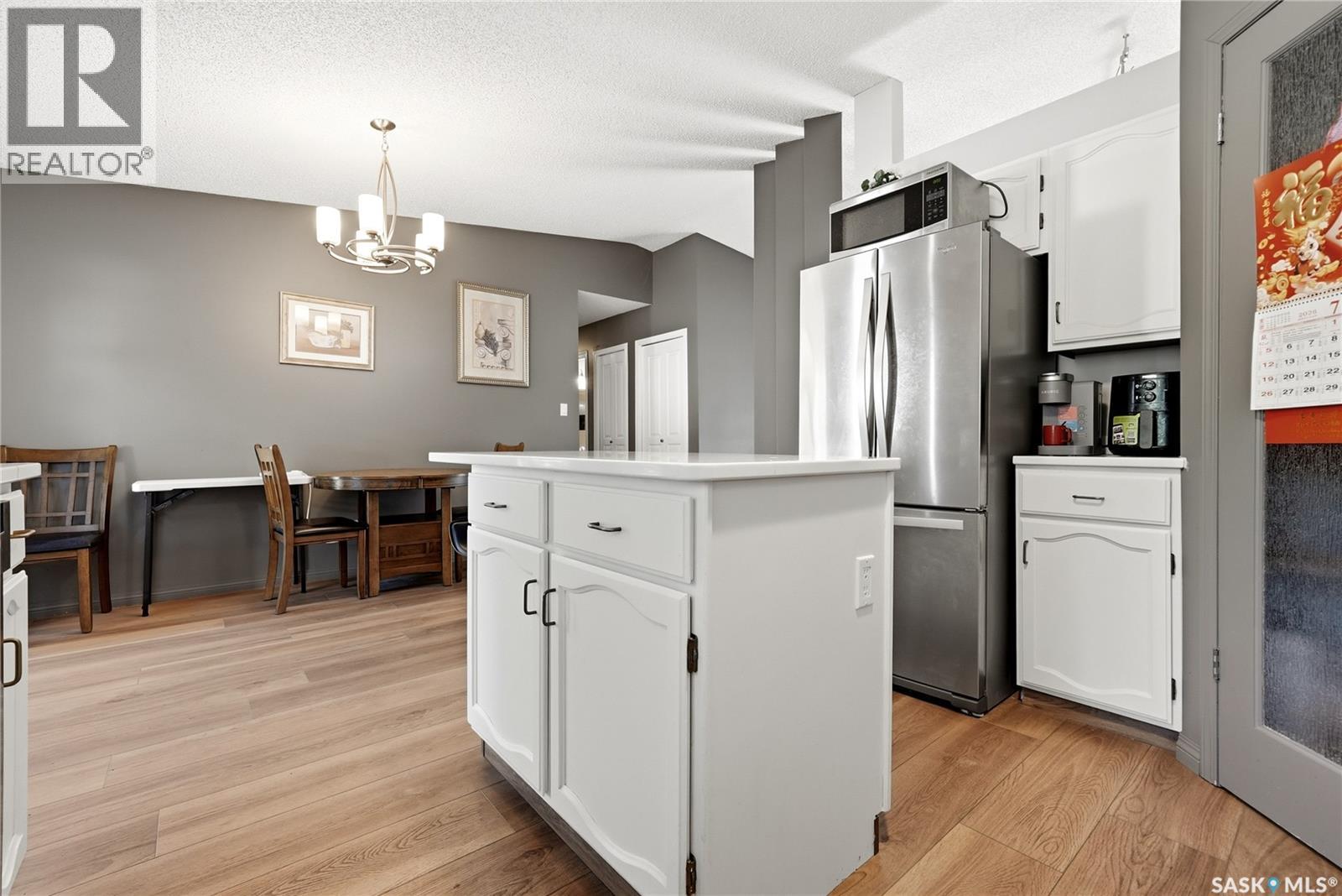 1054 Bayda Crescent, Regina, Saskatchewan  S4N 6Y6 - Photo 11 - SK043965