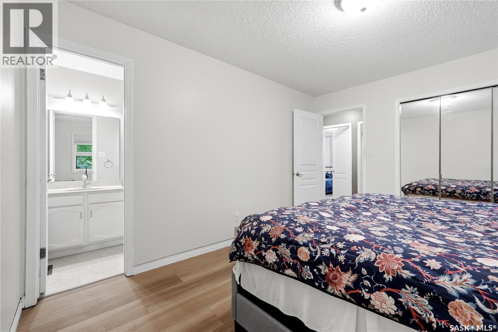 1054 Bayda Crescent, Regina, Saskatchewan  S4N 6Y6 - Photo 15 - SK043965