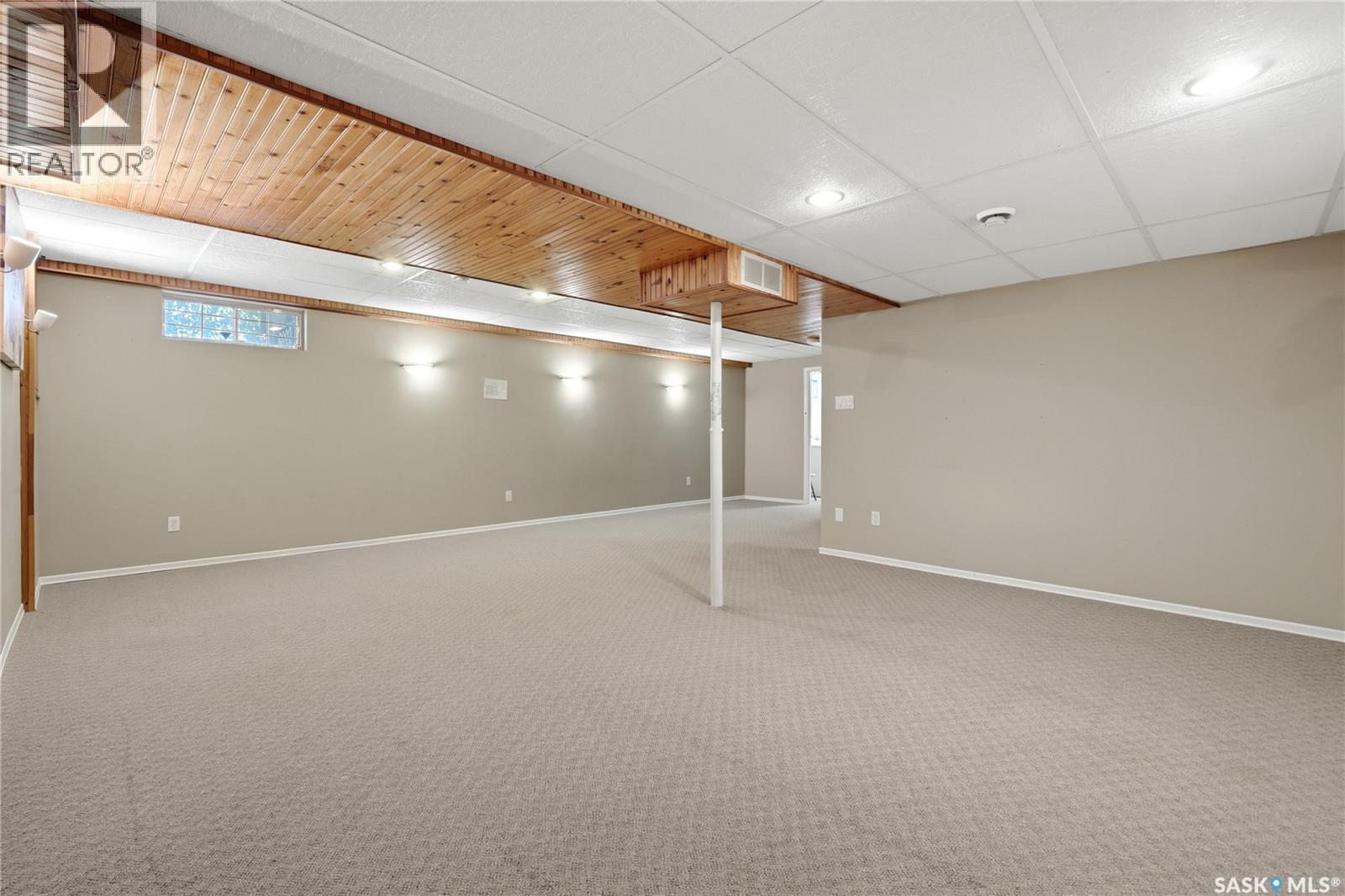 1054 Bayda Crescent, Regina, Saskatchewan  S4N 6Y6 - Photo 24 - SK043965
