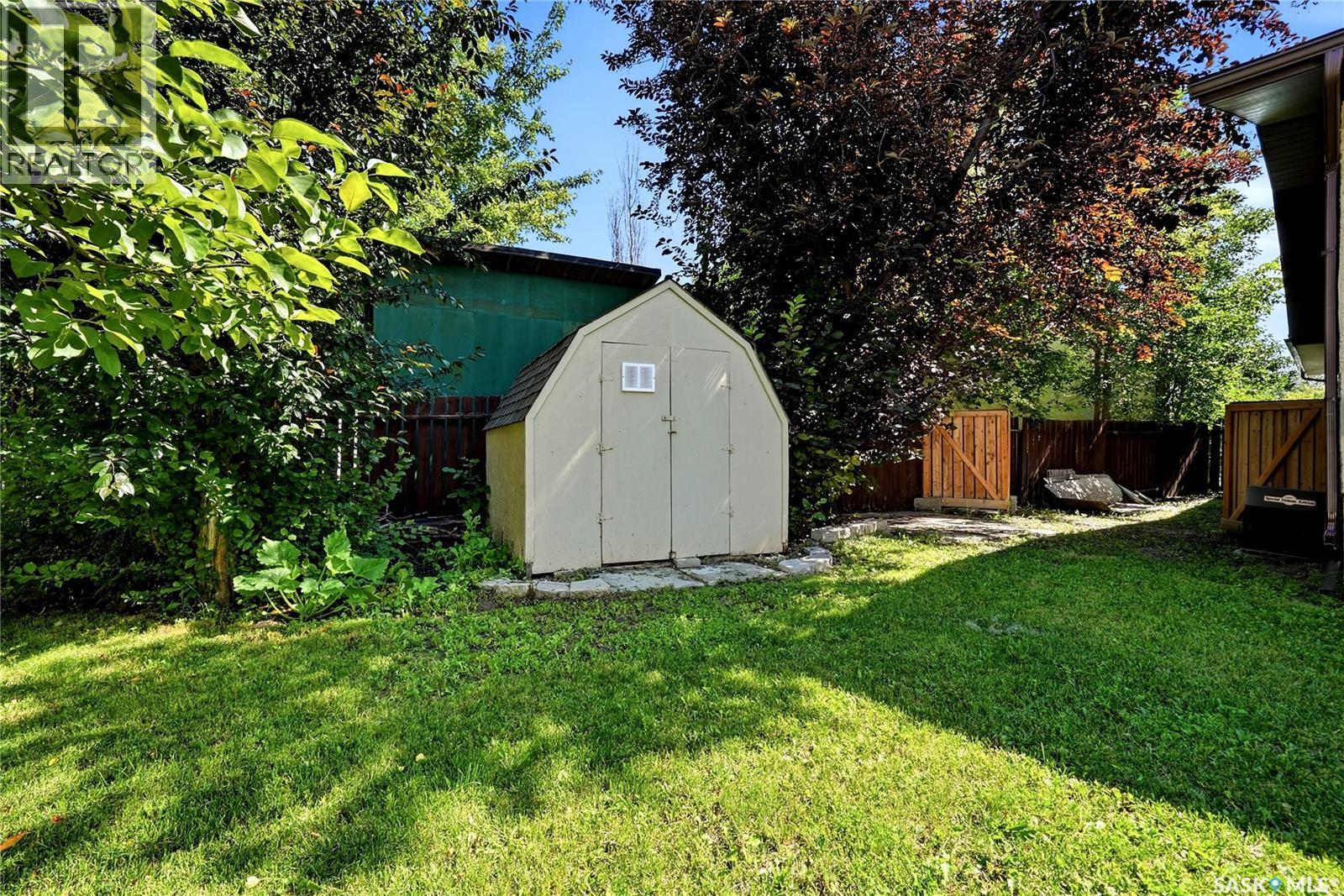 1054 Bayda Crescent, Regina, Saskatchewan  S4N 6Y6 - Photo 31 - SK043965