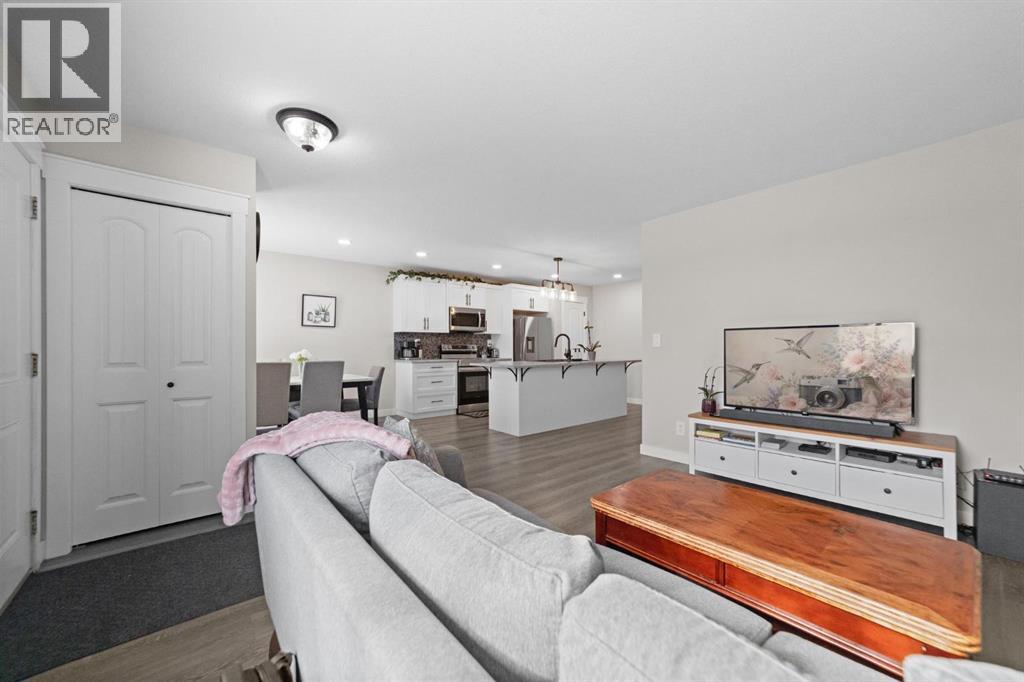 4408b 73 Street, Camrose, Alberta  T4V 5E1 - Photo 5 - A2328219