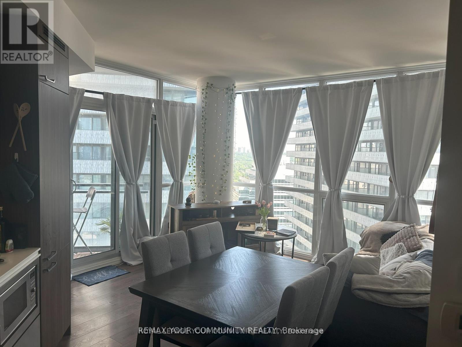 2709 - 45 Charles Street E, Toronto, Ontario M4Y 1S2 - Photo 6 - C13615798