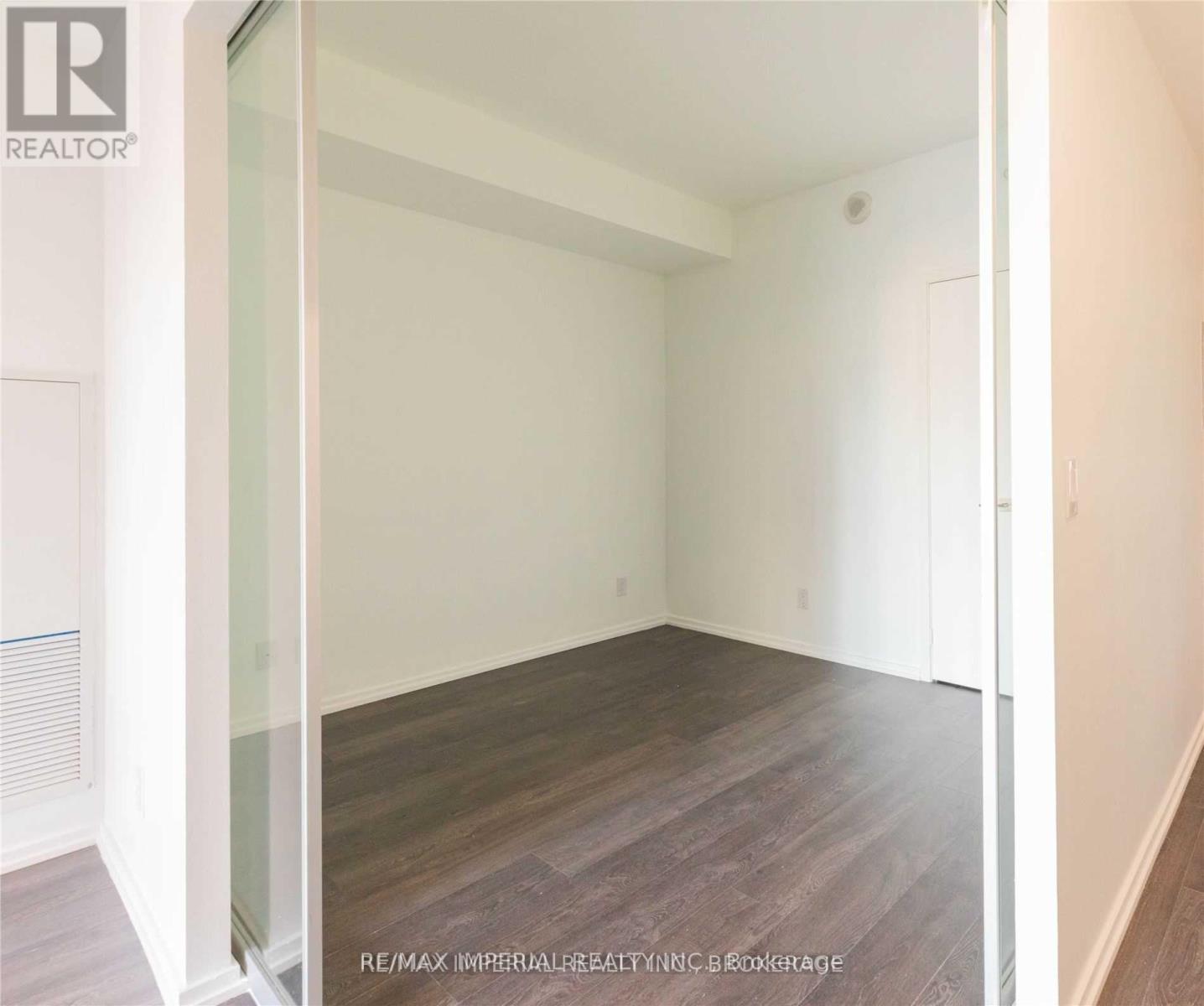 2614 - 70 Temperance Street, Toronto, Ontario  M5H 4E8 - Photo 4 - C13615870