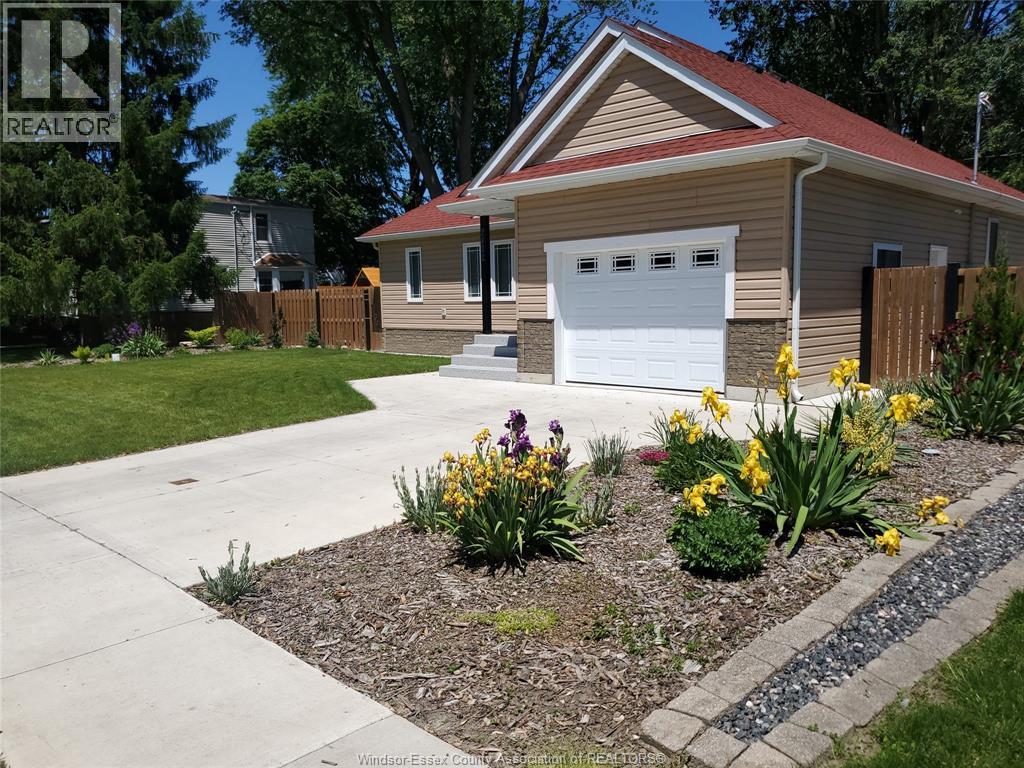 2482 ROSSINI, Windsor, Ontario