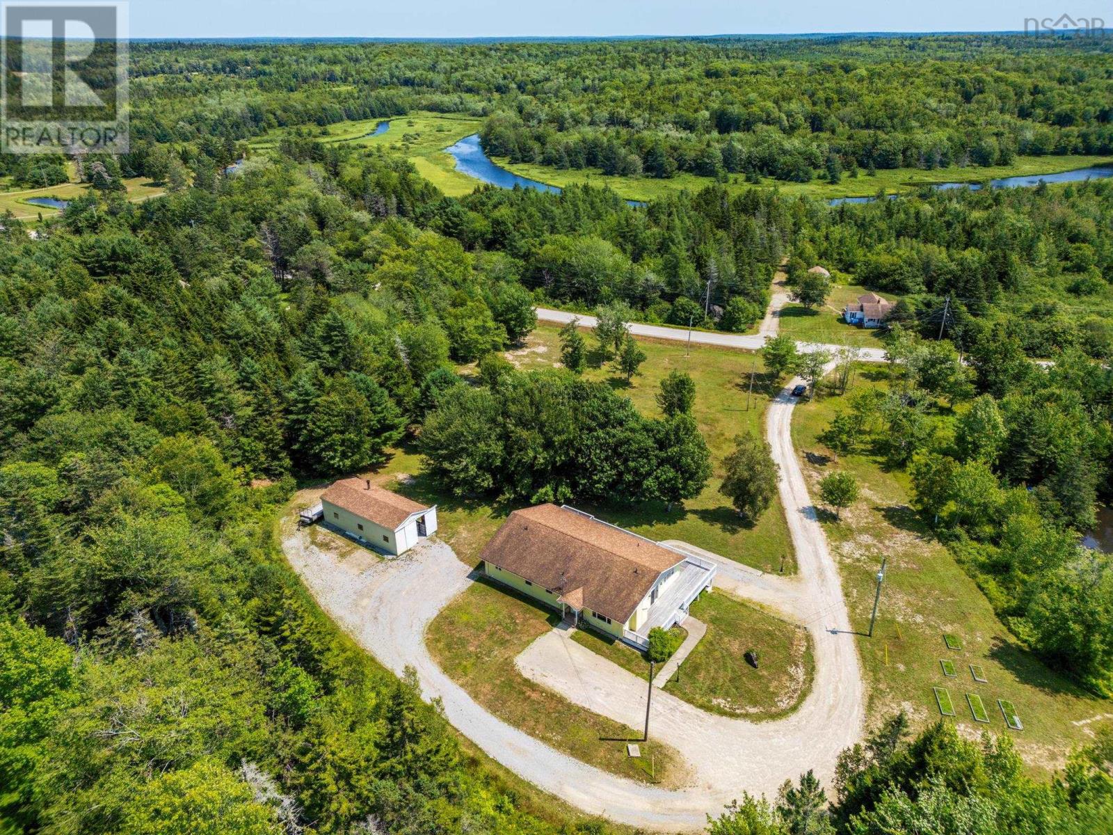 2977 Highway 340, Yarmouth, Nova Scotia  B5A 5P1 - Photo 2 - 202618776