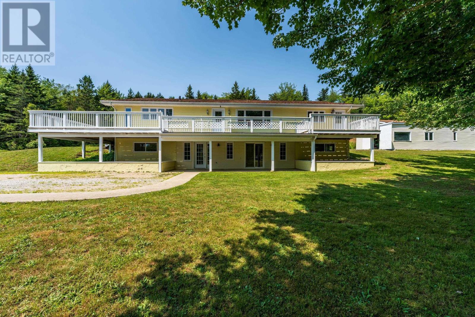 2977 Highway 340, Yarmouth, Nova Scotia  B5A 5P1 - Photo 3 - 202618776