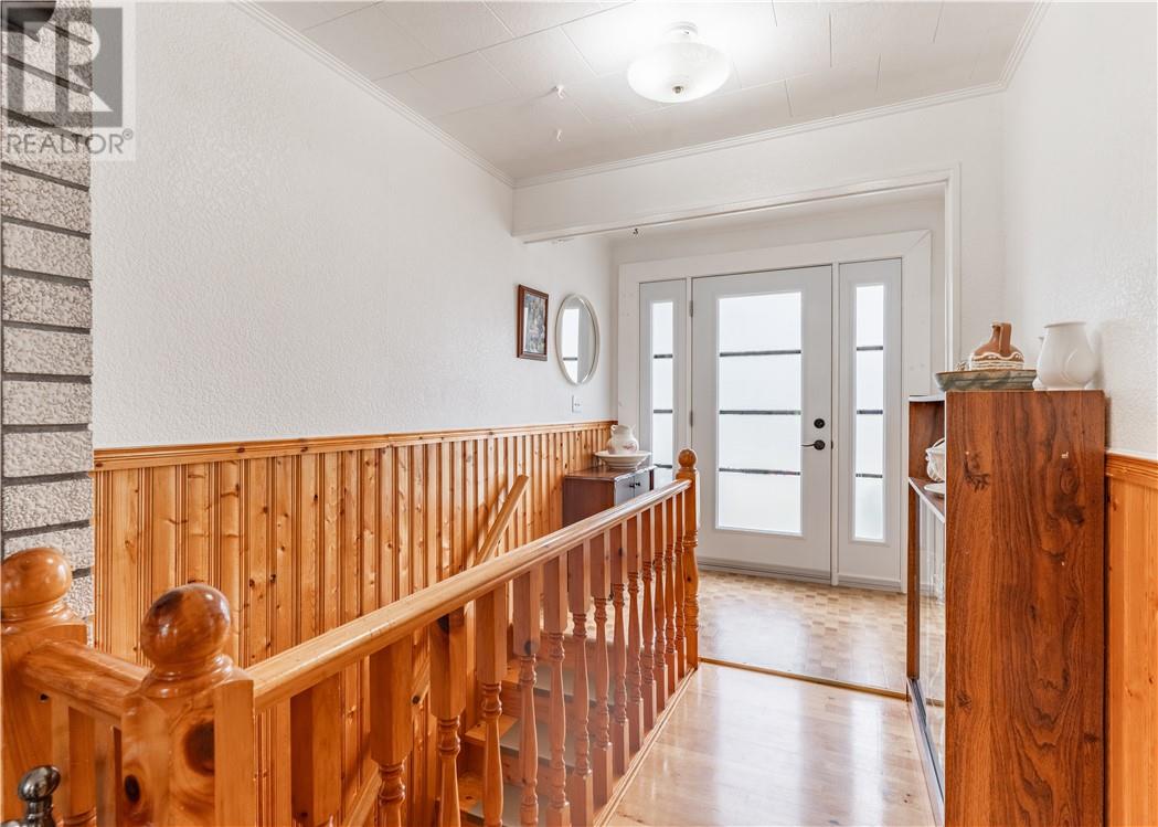 163 Patricia Street, Lively, Ontario  P3Y 1A1 - Photo 4 - 2129495