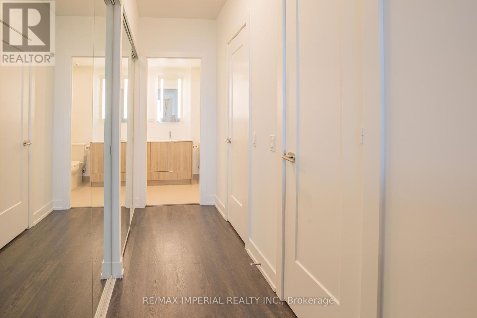 834 - 20 Inn On The Park Drive, Toronto, Ontario  M3C 0P8 - Photo 12 - C13615964