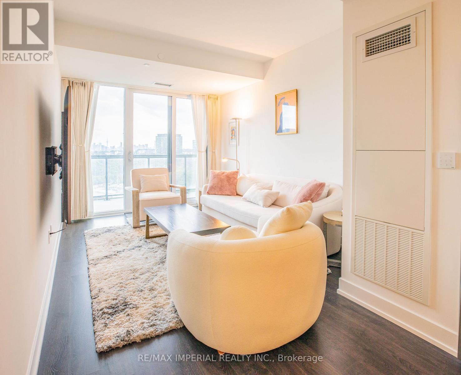 834 - 20 Inn On The Park Drive, Toronto, Ontario  M3C 0P8 - Photo 6 - C13615964