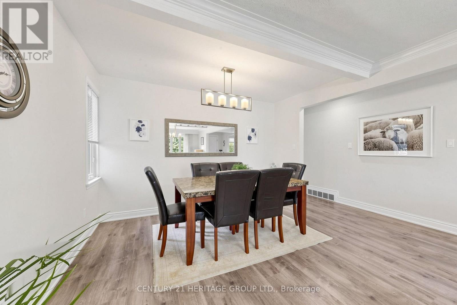 11 Elynhill Drive, Toronto, Ontario  M2R 1C5 - Photo 10 - C13615978