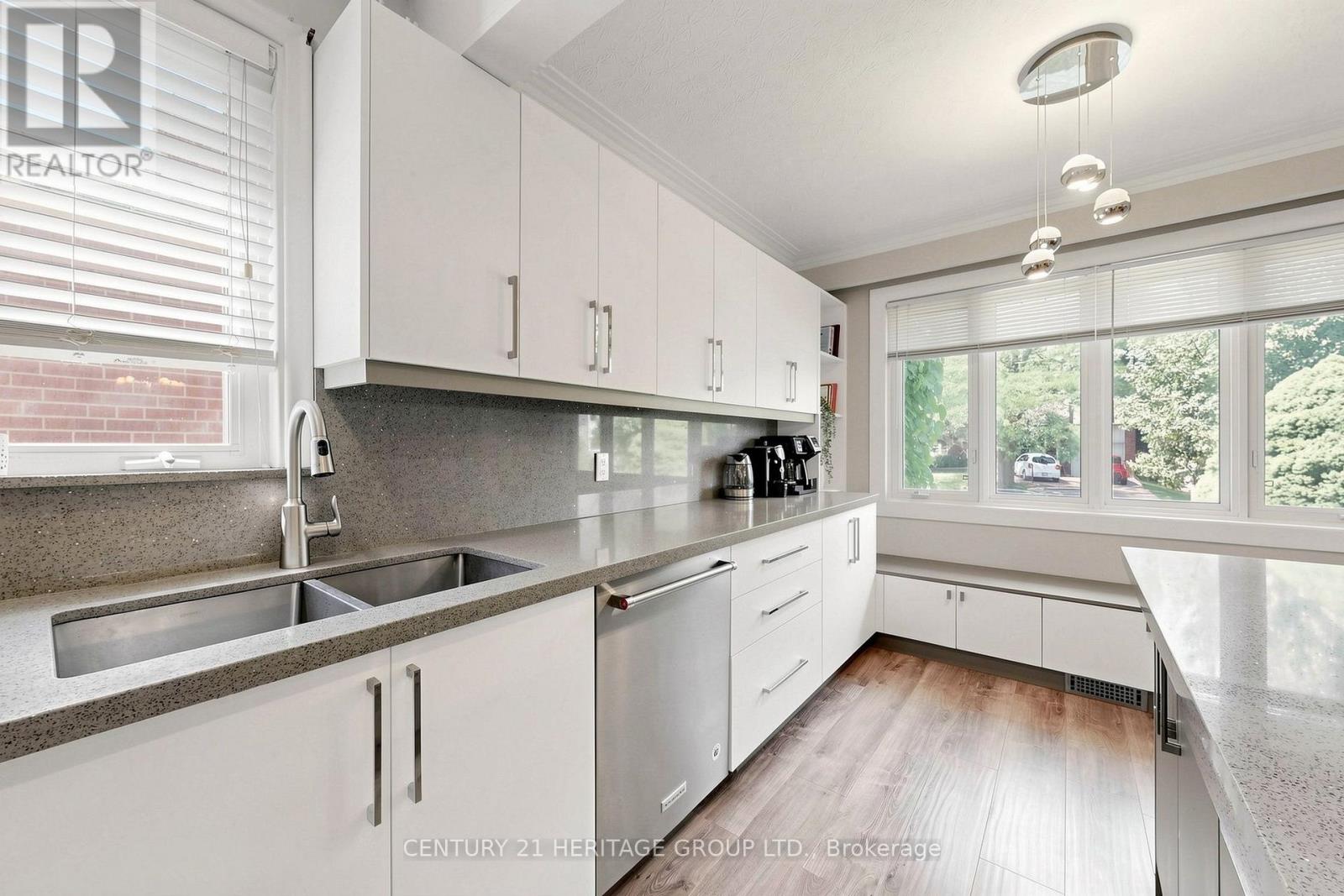 11 Elynhill Drive, Toronto, Ontario  M2R 1C5 - Photo 17 - C13615978