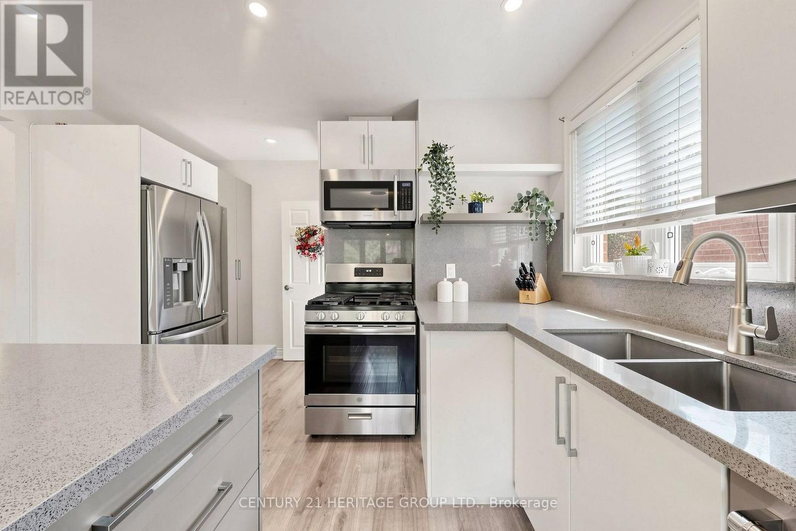 11 Elynhill Drive, Toronto, Ontario  M2R 1C5 - Photo 19 - C13615978