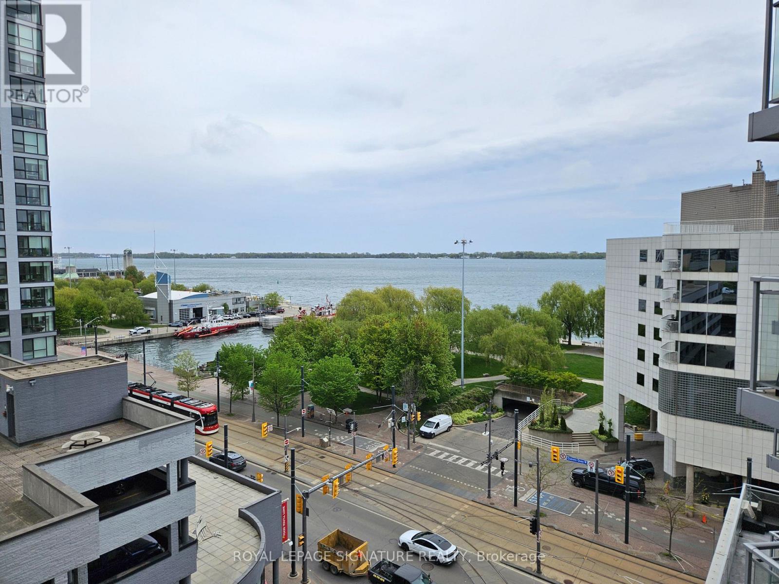 812 - 410 Queens Quay W, Toronto, Ontario  M5V 3T1 - Photo 10 - C13616018