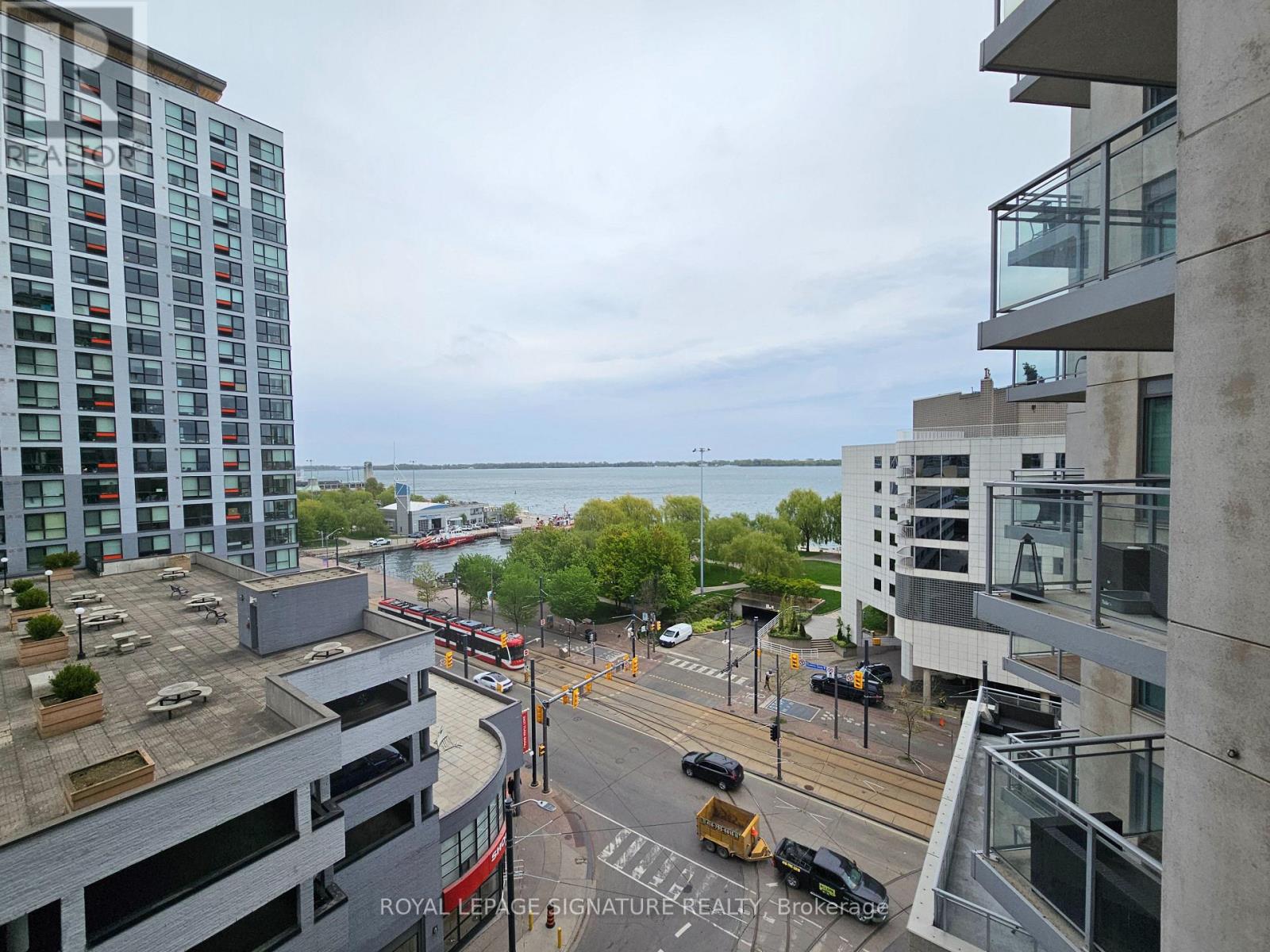 812 - 410 Queens Quay W, Toronto, Ontario  M5V 3T1 - Photo 11 - C13616018