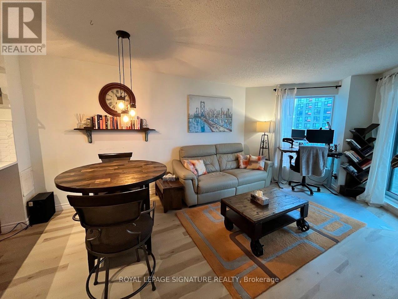 812 - 410 Queens Quay W, Toronto, Ontario  M5V 3T1 - Photo 4 - C13616018
