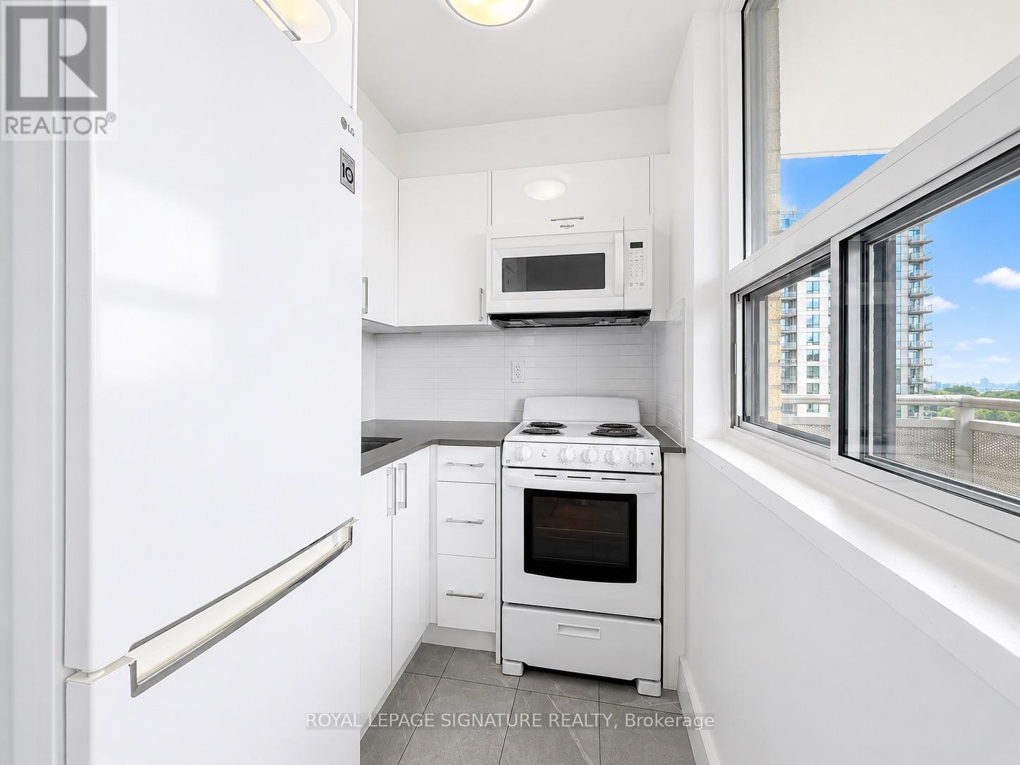 1201 - 1500 Bathurst Street, Toronto, Ontario  M5P 3L3 - Photo 3 - C13616030