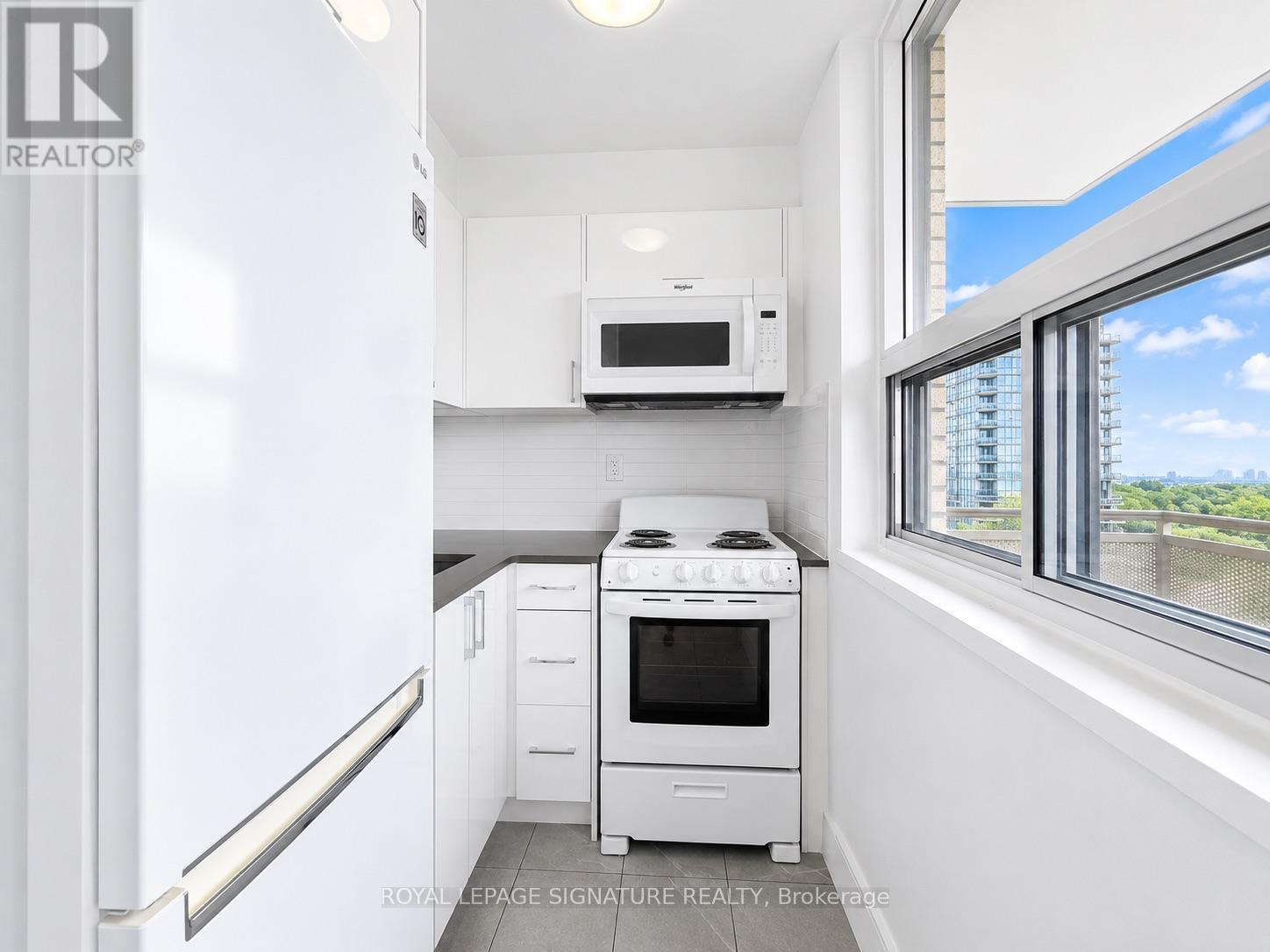 1201 - 1500 Bathurst Street, Toronto, Ontario  M5P 3L3 - Photo 4 - C13616030