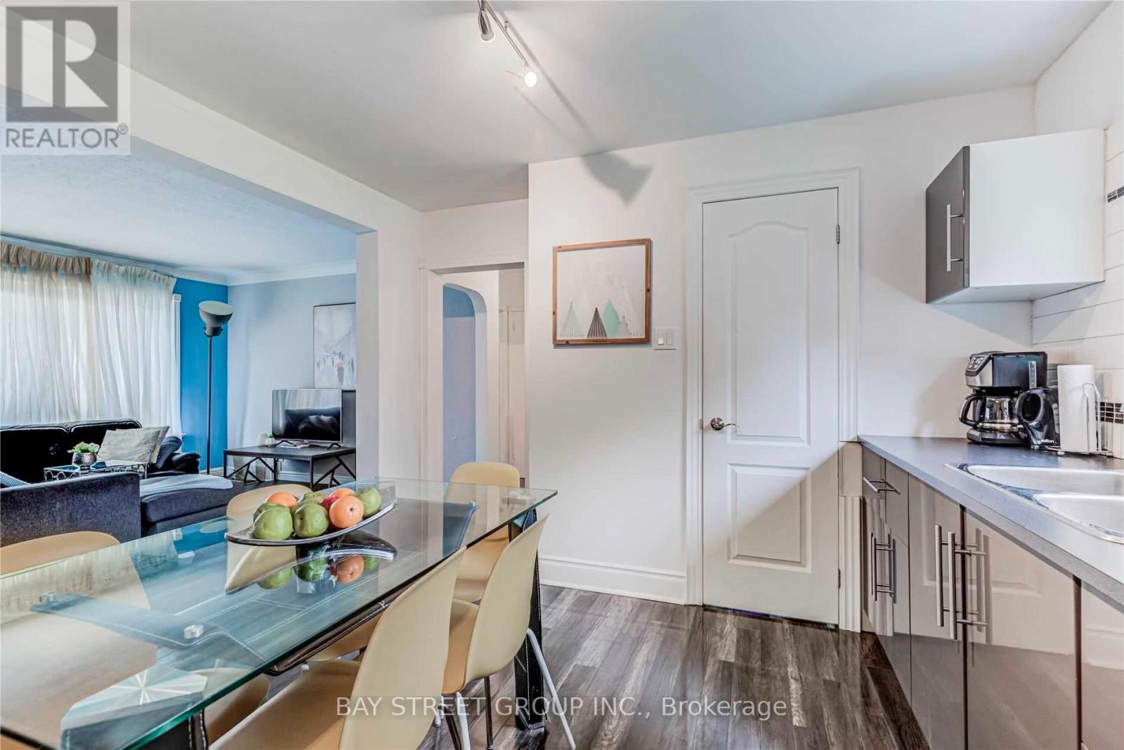 378 Drewry Avenue, Toronto, Ontario  M2R 2K4 - Photo 11 - C13616120
