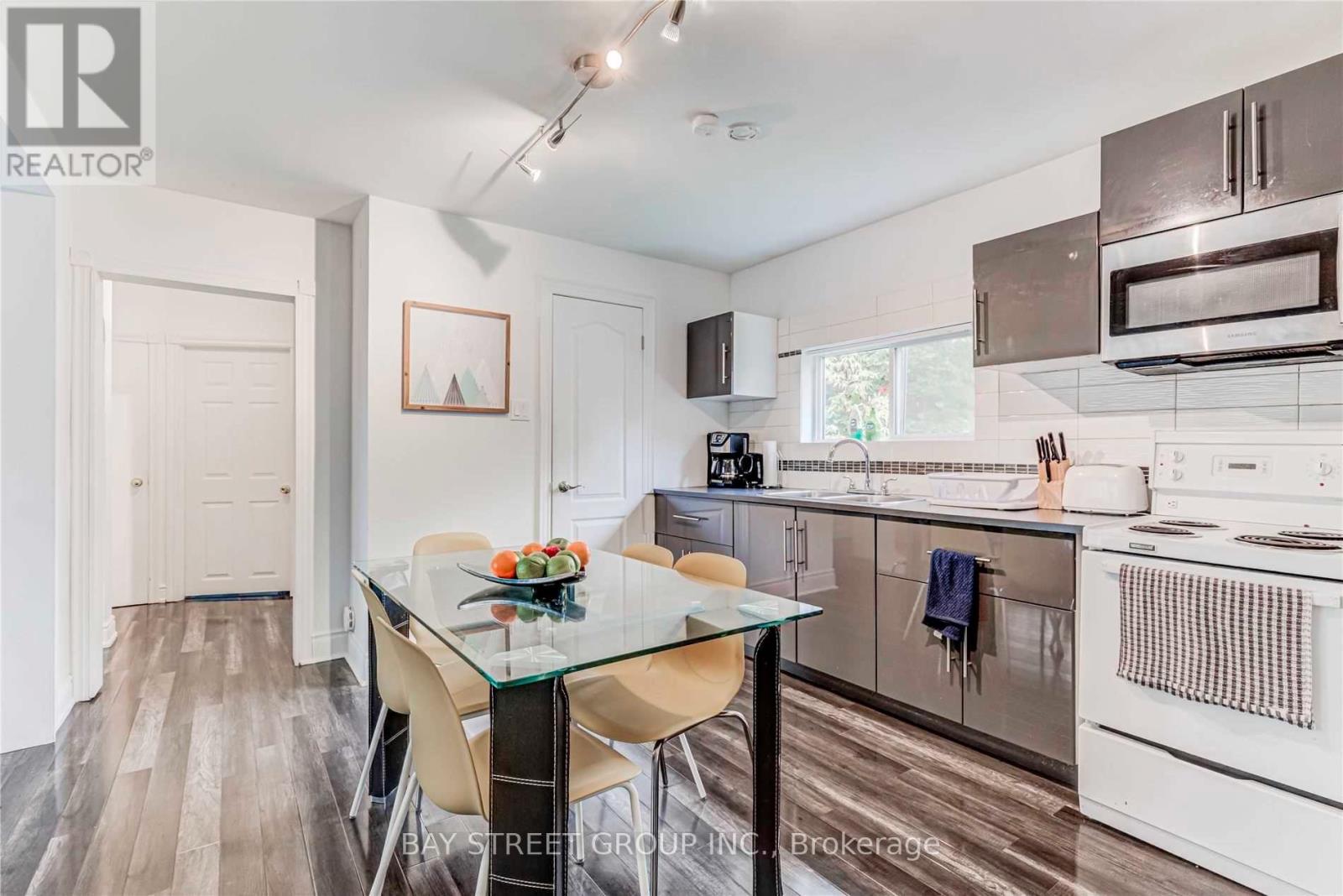 378 Drewry Avenue, Toronto, Ontario  M2R 2K4 - Photo 7 - C13616120