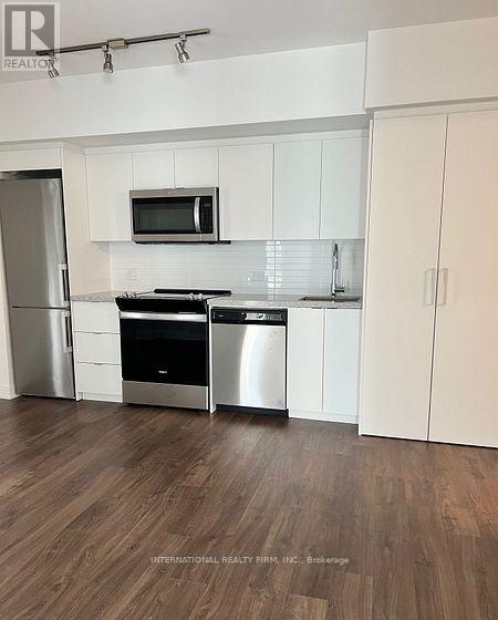 1016 - 30 Tretti Way, Toronto, Ontario  M3H 0E3 - Photo 3 - C13616124