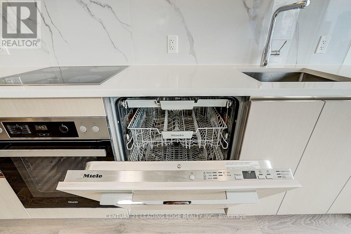4202 - 1 Concord City Place Way, Toronto, Ontario  M5V 0X3 - Photo 27 - C13616184