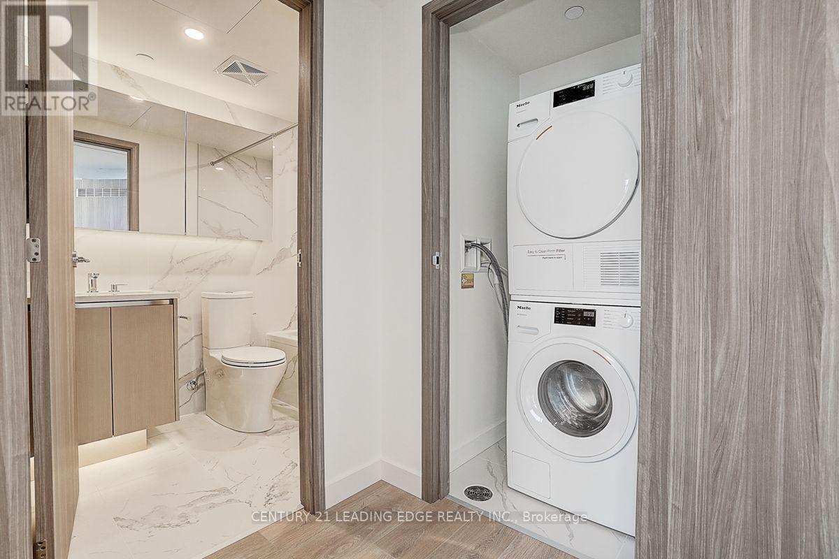4202 - 1 Concord City Place Way, Toronto, Ontario  M5V 0X3 - Photo 35 - C13616184