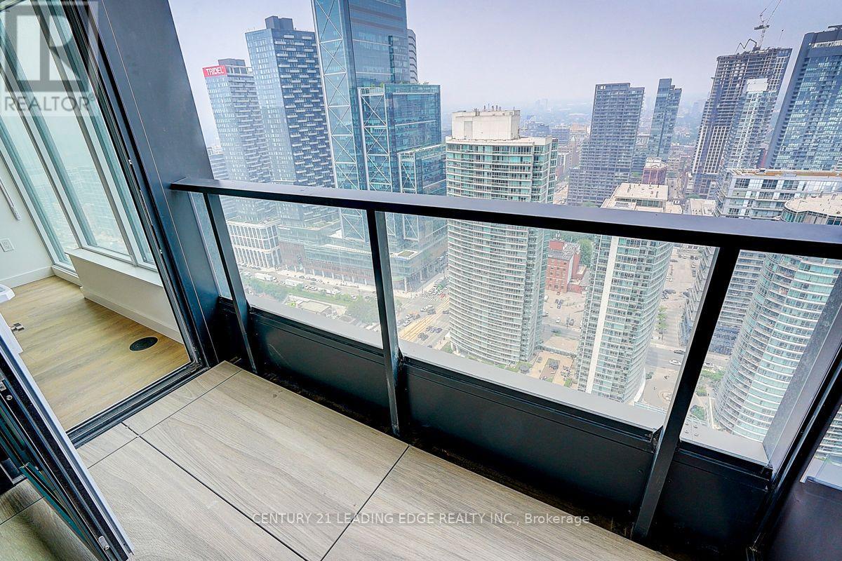 4202 - 1 Concord City Place Way, Toronto, Ontario  M5V 0X3 - Photo 39 - C13616184