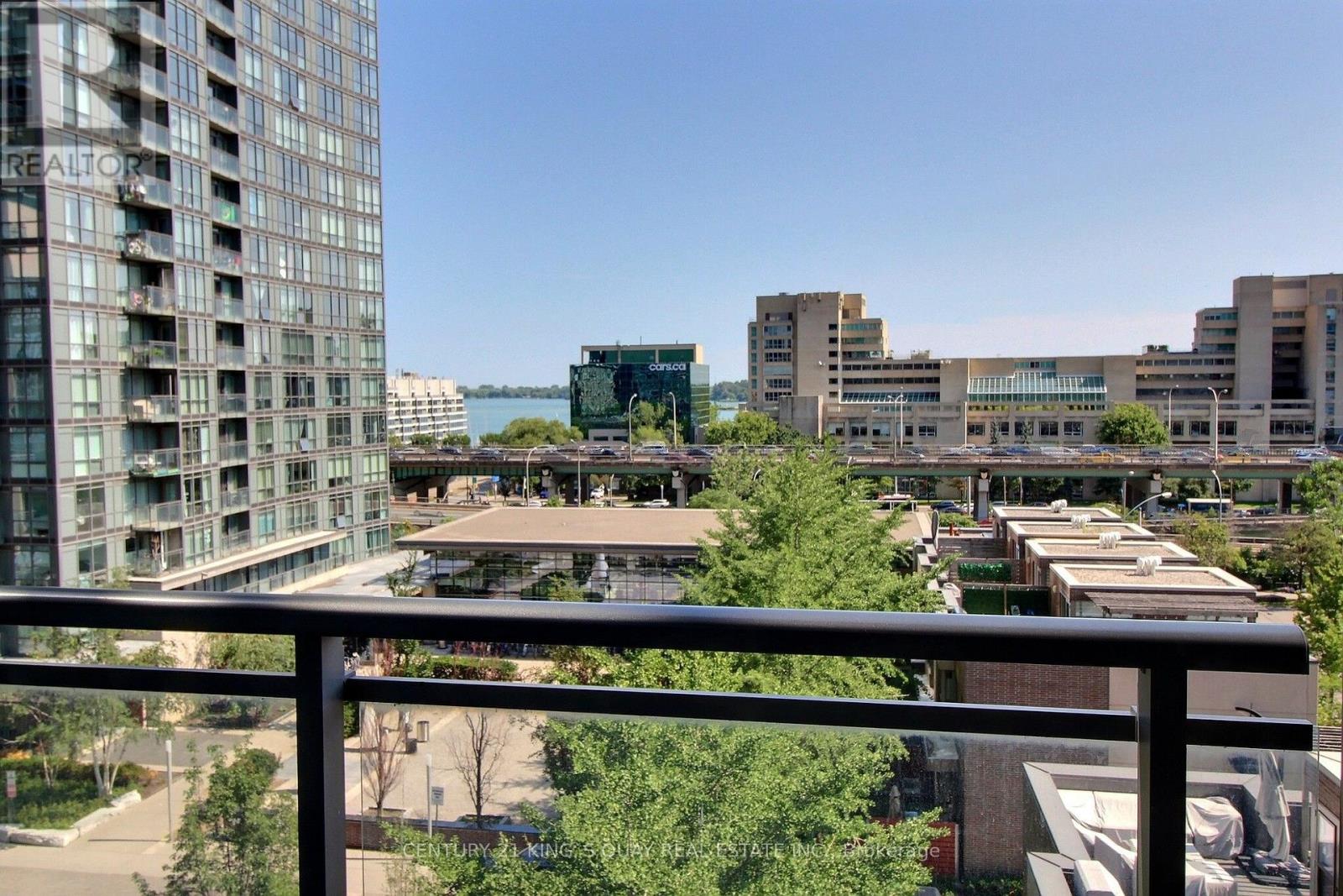 711 - 15 Fort York Boulevard, Toronto, Ontario  M5V 3Y4 - Photo 12 - C13616258