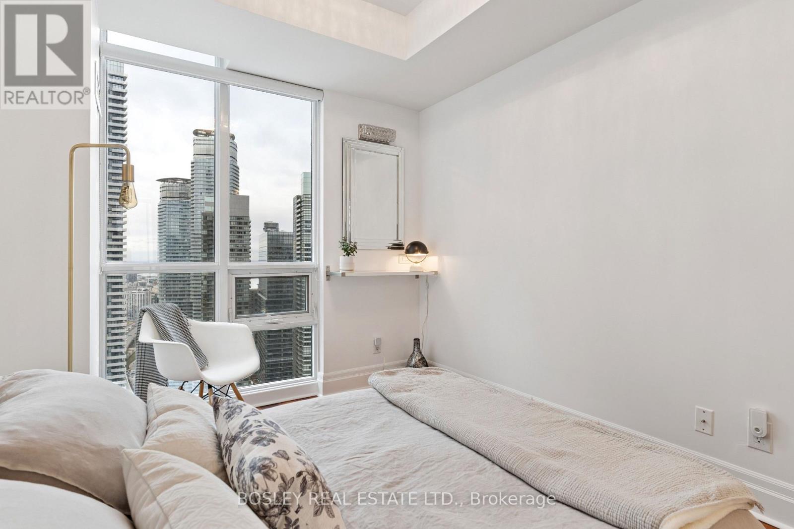 4501 - 16 Harbour Street, Toronto, Ontario  M5J 2Z7 - Photo 17 - C13616264