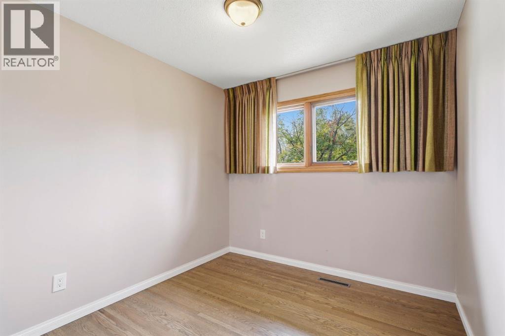 9 Stirling Close, Red Deer, Alberta  T4N 0A8 - Photo 21 - A2330520