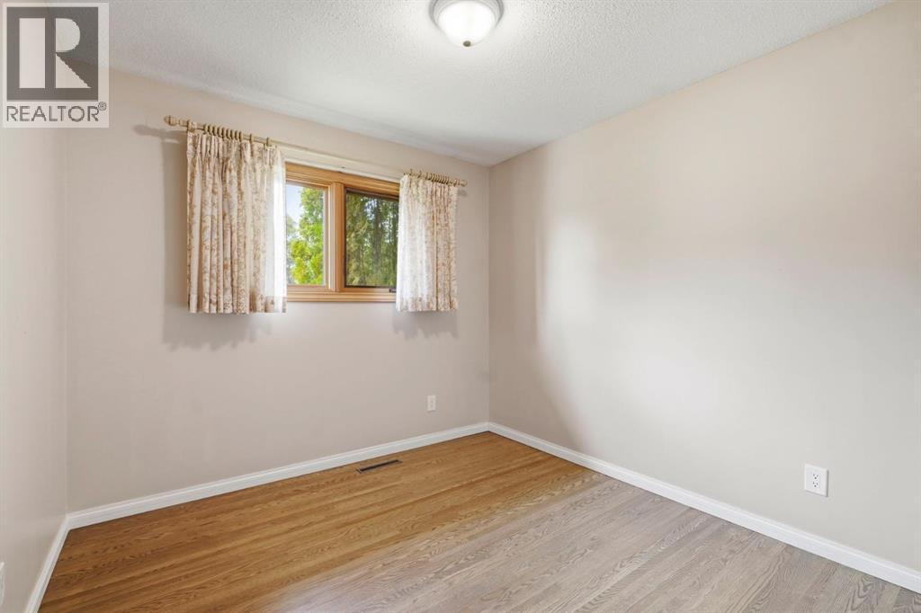 9 Stirling Close, Red Deer, Alberta  T4N 0A8 - Photo 22 - A2330520