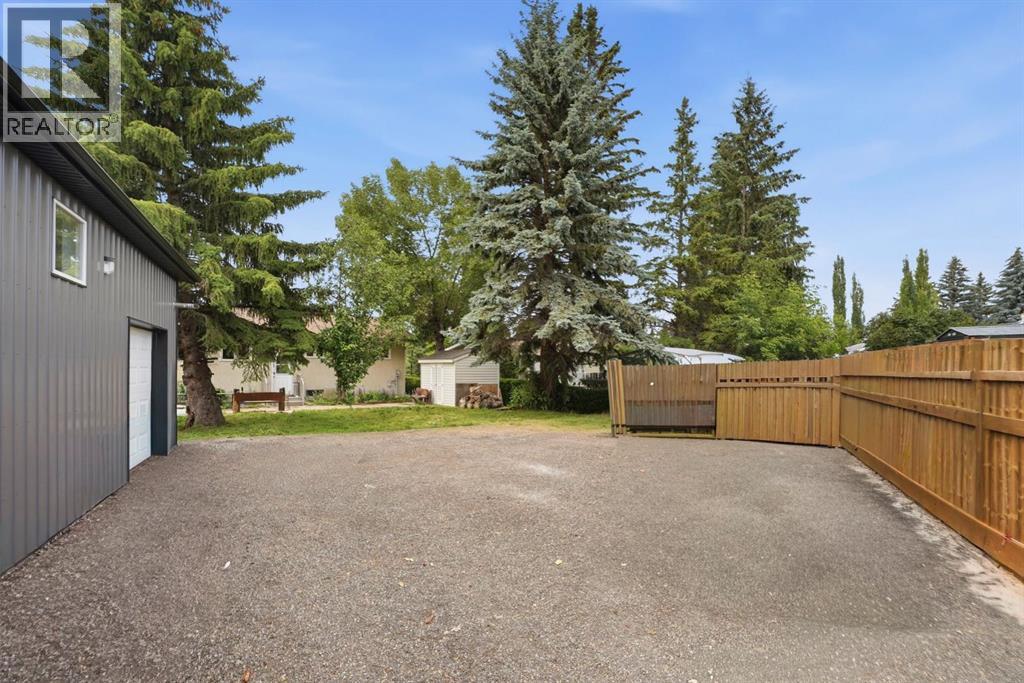9 Stirling Close, Red Deer, Alberta  T4N 0A8 - Photo 28 - A2330520